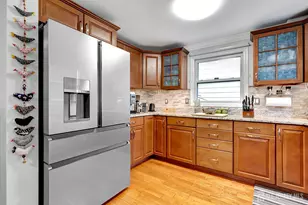 60 Crampton Ave, Woodbridge Township, NJ 07095 - Photo 17