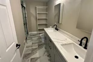 14 Dorchester Dr, Monroe Township, NJ 08831 - Photo 11