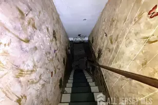 49 Loretta St, Perth Amboy, NJ 08861 - Photo 15