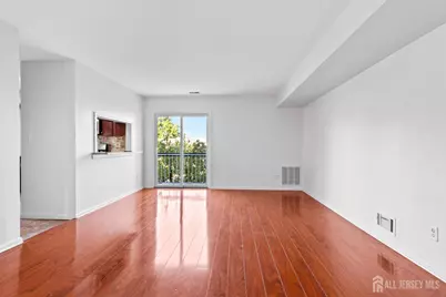 1704 Woodbridge Commons Way, Iselin, NJ 08830 - Photo 3