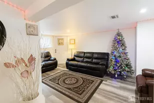 308 Clifton Ave, Newark, NJ 07104 - Photo 21