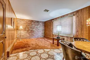 670 Columbus Cir, Perth Amboy, NJ 08861 - Photo 11