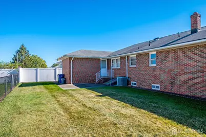 670 Columbus Circle, Perth Amboy, NJ 08861 - Photo 23