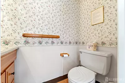 106 Wilshire Court, Old Bridge Township, NJ 08857 - Photo 15