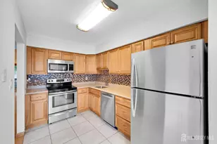 48 Ellen Heath Dr, Old Bridge Township, NJ 07747 - Photo 9