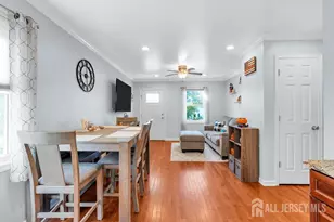 35 Willow St, Middletown, NJ 07758 - Photo 13