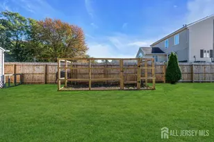 35 Willow St, Middletown, NJ 07758 - Photo 37