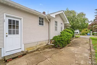 309 Lincoln Avenue, Hightstown, NJ 08520 - Photo 21