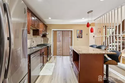 32 Magnolia Court, South Brunswick Township, NJ 08852 - Photo 9