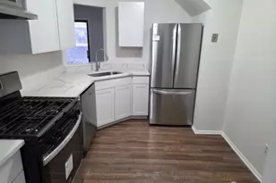 2006 Bayhead Dr, Sayreville, NJ 08859 - Photo 3