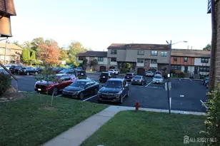 707 Merrywood Dr, Edison, NJ 08817 - Photo 27