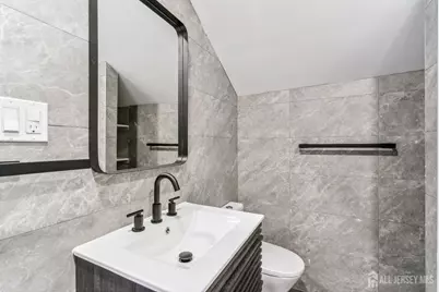 210 Washington Avenue, Edison, NJ 08817 - Photo 25