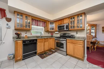 103 Pergola Avenue, Monroe Township, NJ 08831 - Photo 15