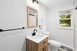 174 Alcoa Ave, Edison, NJ 08837 - Photo 11