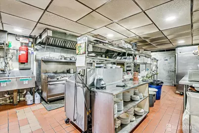 1241 Roosevelt Avenue, Carteret, NJ 07008 - Photo 23