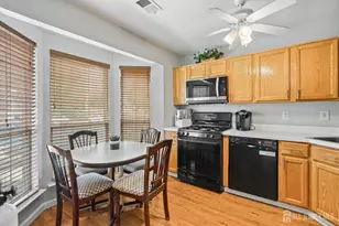 157 Setter Pl, Freehold, NJ 07728 - Photo 5
