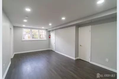 106 College Drive, Edison, NJ 08817 - Photo 7