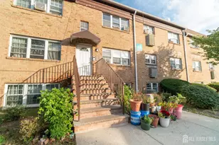 106 College Dr, Edison, NJ 08817 - Photo 3