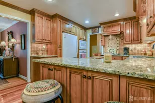 51 S Brook Dr, Milltown, NJ 08850 - Photo 9