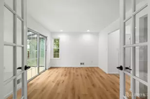 206 Ash Ct, Middlesex, NJ 08852 - Photo 17