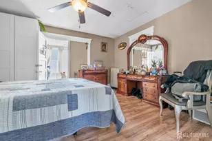 42 Pulaski Ave, Carteret, NJ 07008 - Photo 17