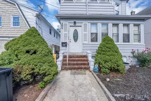 42 Pulaski Ave, Carteret, NJ 07008 - Photo 5