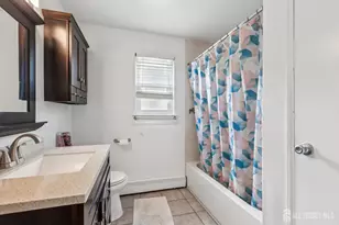 37 York Dr, Edison, NJ 08817 - Photo 11