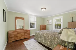 2 Metuchen Ave, Woodbridge Township, NJ 07095 - Photo 19