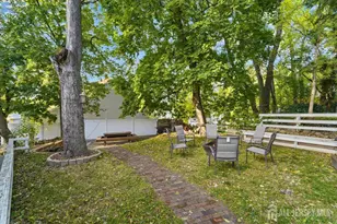 2 Metuchen Ave, Woodbridge Township, NJ 07095 - Photo 31