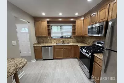 54 Parsler Place, Fords, NJ 08863 - Photo 3