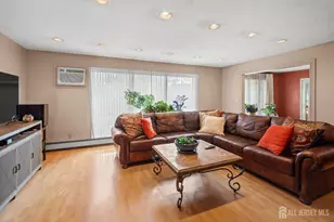 131 Woodland Rd, Piscataway Township, NJ 08854 - Photo 17