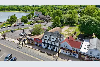 10 W Railroad Avenue W, Jamesburg, NJ 08831 - Photo 21