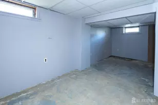 111 Longview Circle E, Fords, NJ 08863 - Photo 19