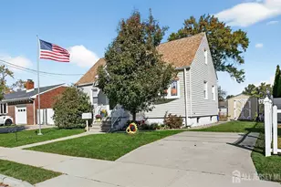 6 Elmwood Ave, Carteret, NJ 07008 - Photo 3