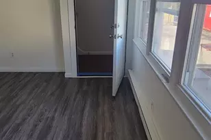 358 Raritan St, South Amboy, NJ 08879 - Photo 9