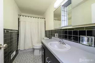 2 Hamlin Rd, East Brunswick Township, NJ 08816 - Photo 25