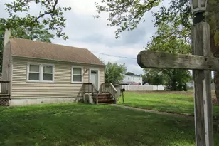 68 MacArthur Ave, Sayreville, NJ 08872 - Photo 3