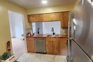 3106 Commons at Kingswood Dr, East Brunswick Township, NJ 08816 - Photo 7