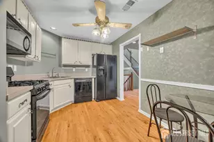 9 Rozalyn Ln, Old Bridge Township, NJ 08879 - Photo 7