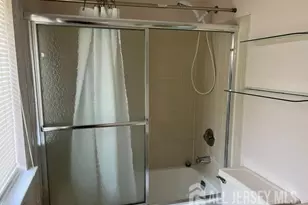 304 Hampshire Dr, Plainsboro Township, NJ 08536 - Photo 11