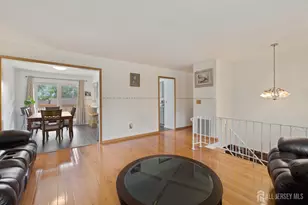 6 Michelle Ct, Ewing Township, NJ 08628 - Photo 5