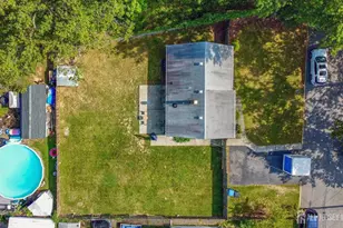 990 N Rebecca Pl, Iselin, NJ 08830 - Photo 17