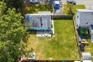 990 N Rebecca Pl, Iselin, NJ 08830 - Photo 13