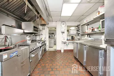 625 Wyckoff Avenue #A, Wyckoff Township, NJ 07481 - Photo 11