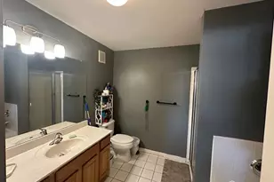 1224 Dogwood Ct, New Brunswick, NJ 08901 - Photo 9