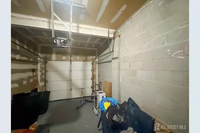 18 Pioneer Court, Ewing Township, NJ 08628 - Photo 11