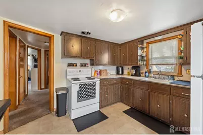 34 Taylor Avenue, Carteret, NJ 07008 - Photo 17