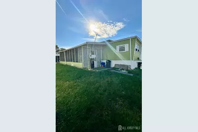 26 Dalbert Street #B14, Carteret, NJ 07008 - Photo 3