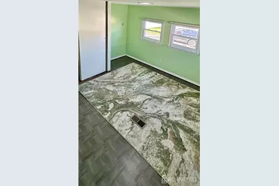 26 Dalbert Street #B14, Carteret, NJ 07008 - Photo 9