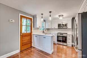 32 Kate Ln, Metuchen, NJ 08840 - Photo 13